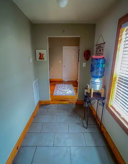 209 Douglas Ave — Photo 7