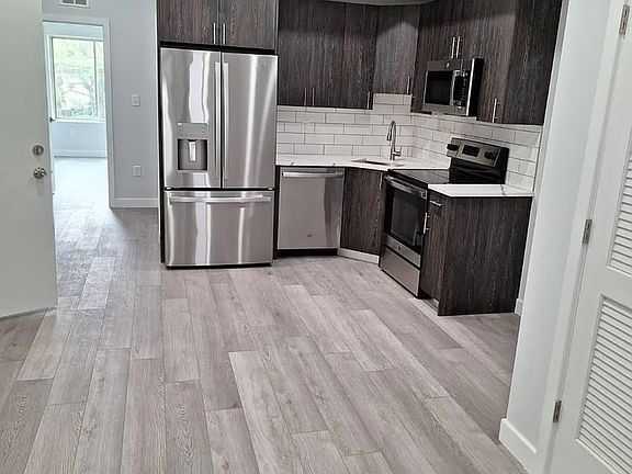 4th image of 514 W Susquehanna Ave #1R