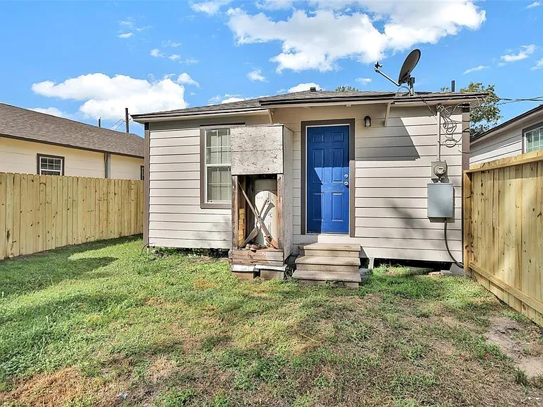 4126 Sayers St — Photo 12