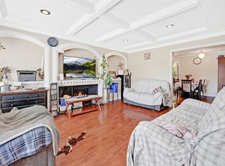 10886 132a St, Surrey, BC V3T 3Y4
