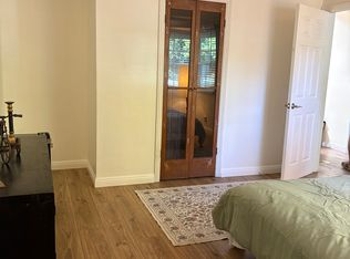 22427 Dolorosa St, Woodland Hills, CA 91367
