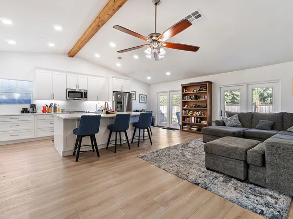 162 Greentree Circle, Jupiter, FL 33458