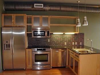 2nd image of 609 W Dickson St #402