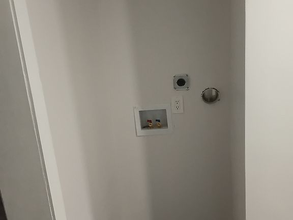5th image of 17 Dillon Rd #1