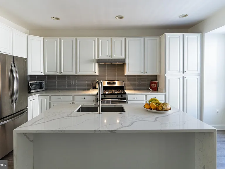 4658 Hummingbird Ln — Photo 11