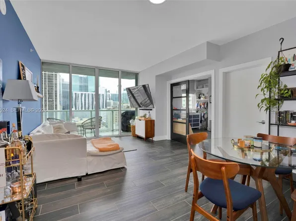 253 NE 2nd St APT 1710, Miami, FL 33132