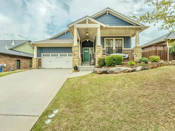 4932 Clear Midnight Dr, Edmond, OK 73034