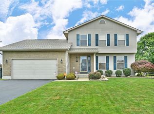 5089 Winslow Dr, Mineral Ridge, OH 44440