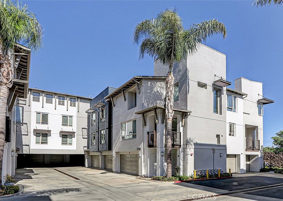 1st image of 5410 W 149th Pl Unit 12