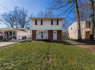 6042 Decker Rd, North Olmsted, OH 44070