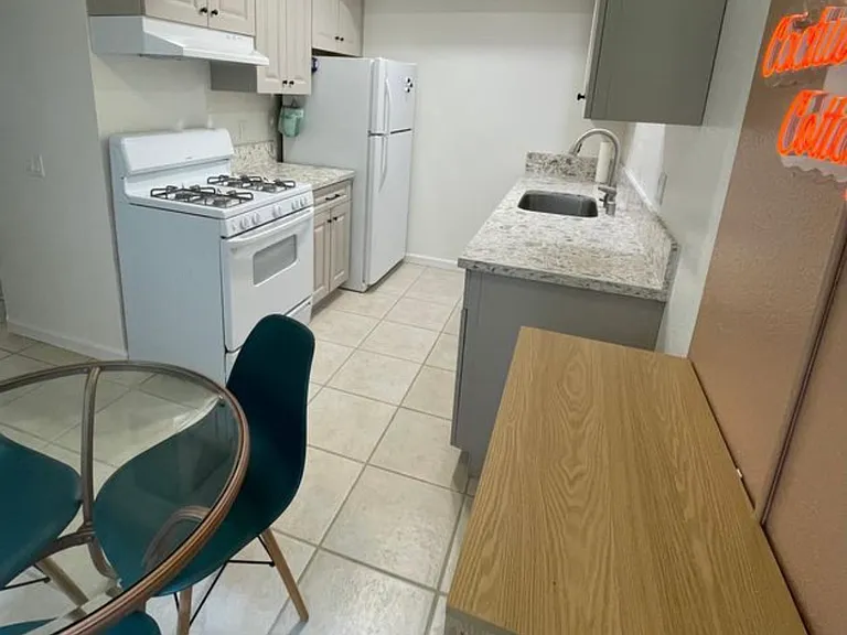 537 W Ward Ave #A — Photo 14