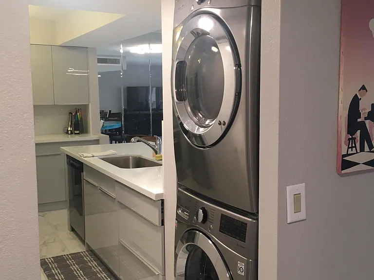 205 E Harmon Ave #503 — Photo 4