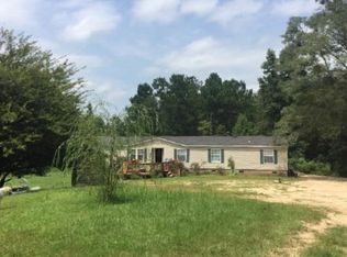 973 Lightsey Rd, Jacksons Gap, AL 36861