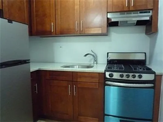 Rented by Lara Group | media 39