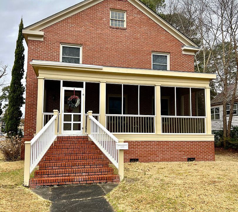 1st image of 639 E Main St