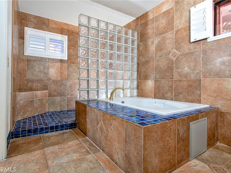 64337 Doral Dr — Photo 24