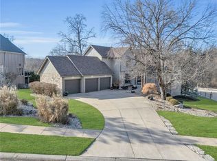 13808 Hemlock St, Overland Park, KS 66223