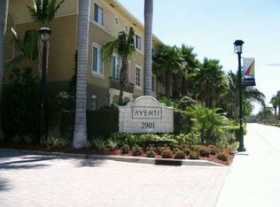 2945 NE 185th St, Aventura, FL 33180