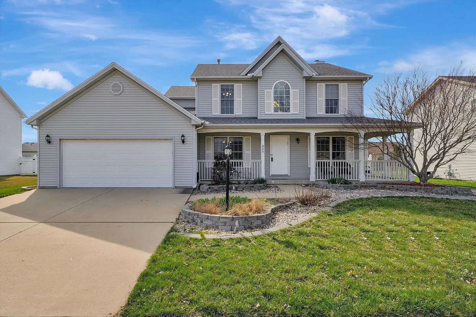 805 Sedgegrass Dr photo 1