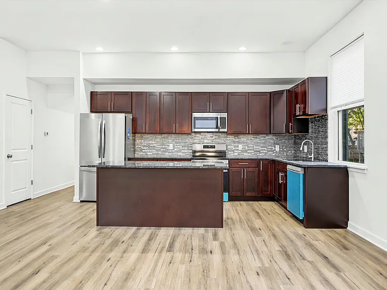 514 Ryers Ave #B — Photo 12