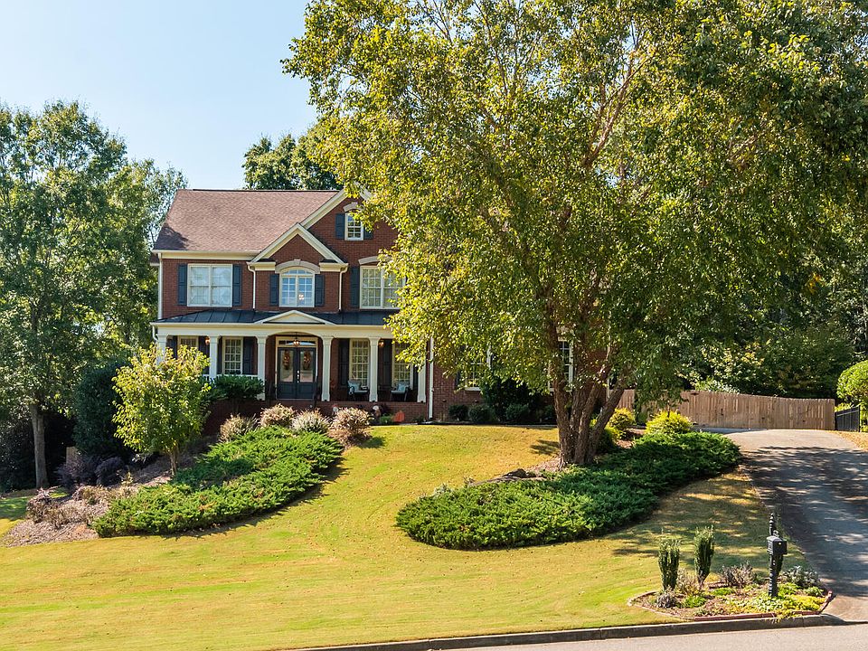 1st image of 915 Misty Wood Ln