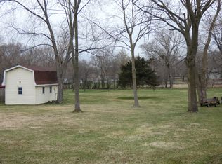 6N067 Virginia Rd, Roselle, IL 60172