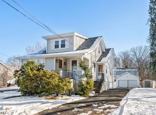 69 Weaver St Floor 2, Little Falls, NJ 07424