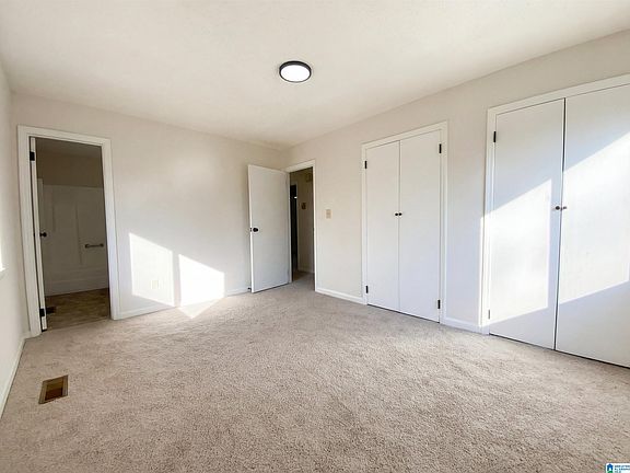 4th image of 1111 3rd Ln