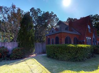 209 Dozier St, Wetumpka, AL 36092