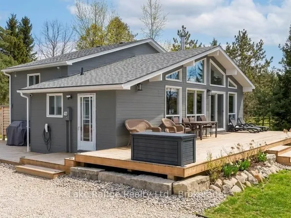 3 Cathcart St, Huron Kinloss, ON N2Z 0B3