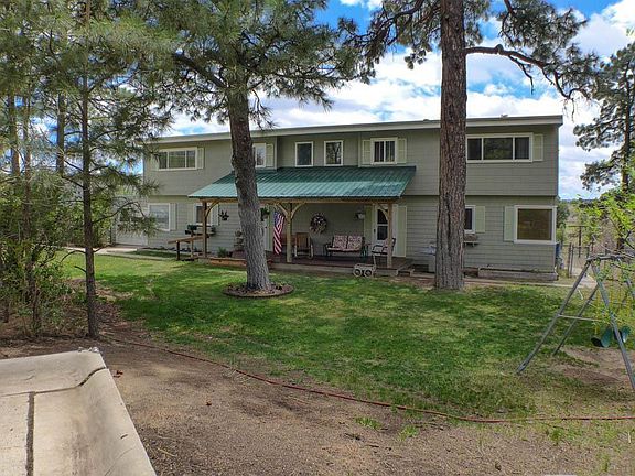2nd image of 3841 Villa St