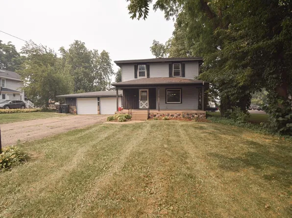 1134 W Walworth AVENUE, Whitewater, WI 53190