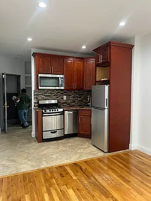 Rented by MADEHOME | media 10