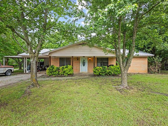 2nd image of 201 S Caney St