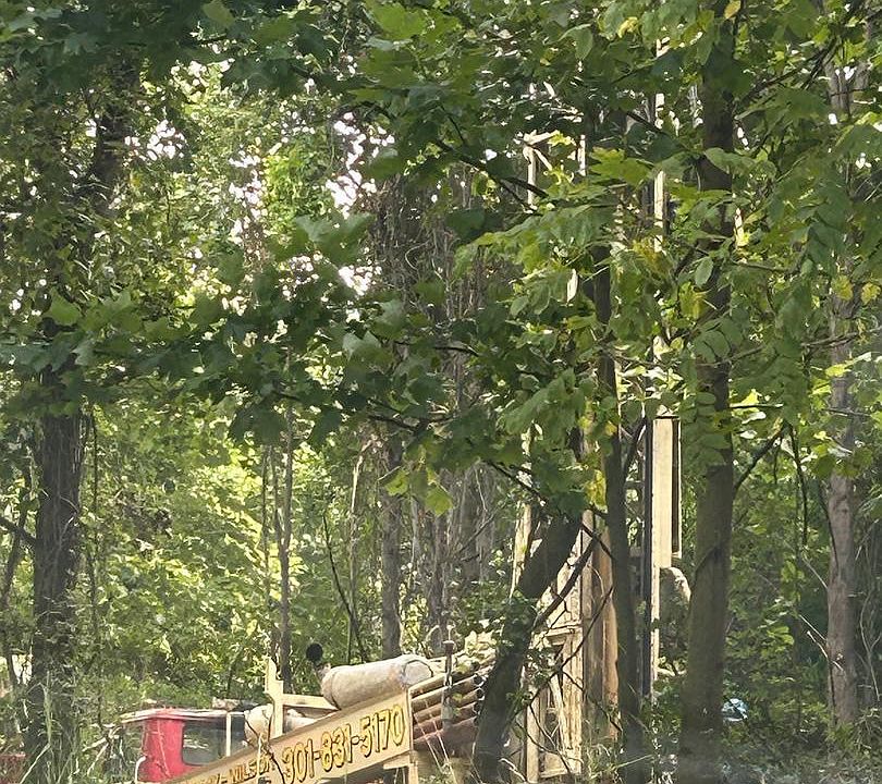 2nd image of Buildable Preserv Oaks Parcel 10