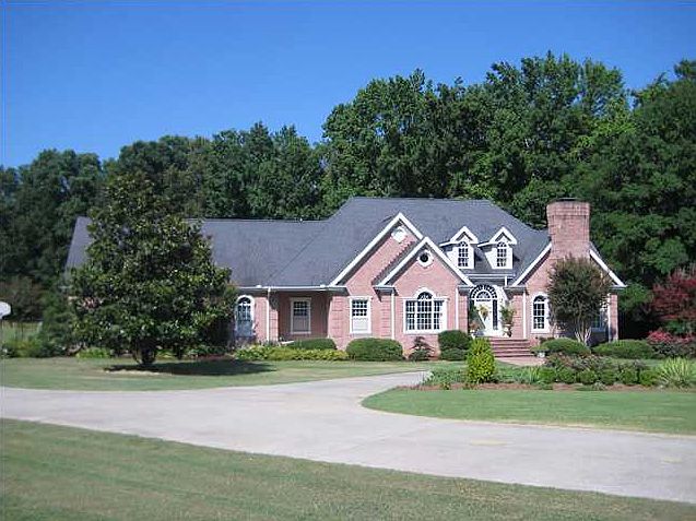 1st image of 114 Meadowhill Dr W