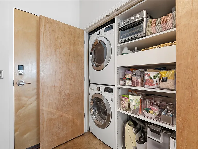 360 W Pershing Rd #190 — Photo 28