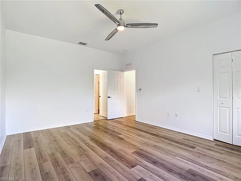 5045 Arancia Ln — Photo 12