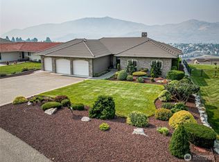 Golf Course Terrace, Chelan, WA 98816