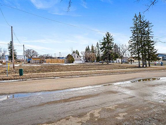 2nd image of 5315 49th Ave