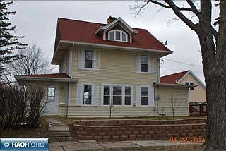 1st image of 601 5th Ave NW