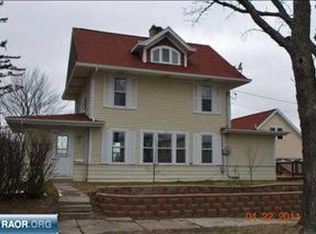 601 5th Ave NW, Chisholm, MN 55719