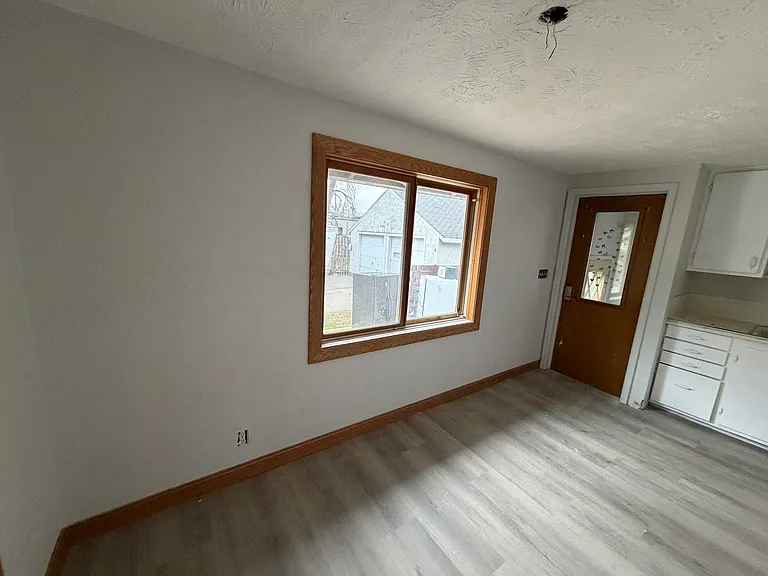 215 S Garfield Ave — Photo 18
