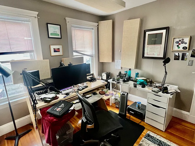 47 Clarendon Ave #1 — Photo 7