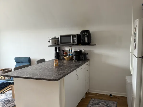 332 S Negley Ave, Pittsburgh, PA 15232