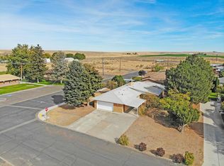 613 E Franklin St, Connell, WA 99326