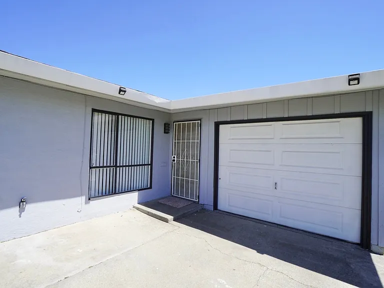 6548 Stoneman Dr — Photo 4