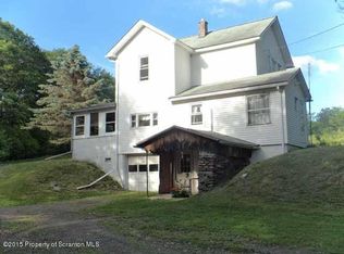 751 E Mountain Rd, Union Dale, PA 18470