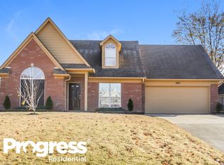 5820 Ridgetop Dr, Horn Lake, MS 38637