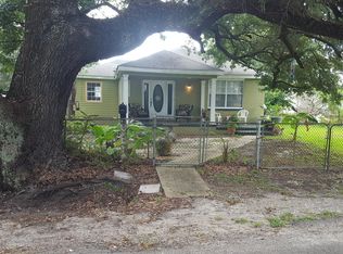 516 Old Spanish Trl, Bay Saint Louis, MS 39520